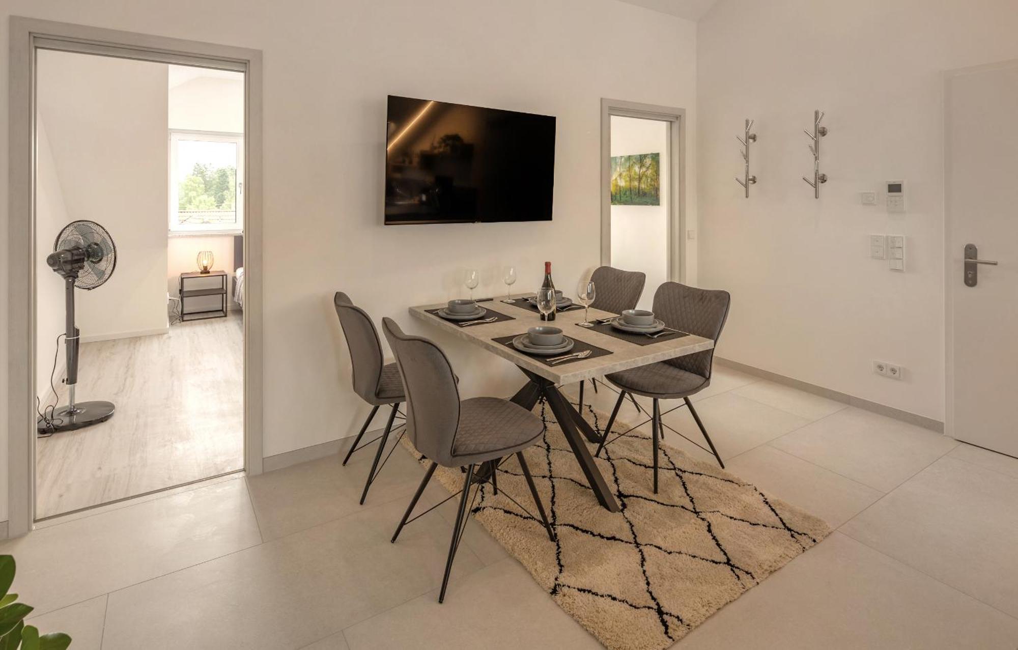 Sweethome - Appartement Poing